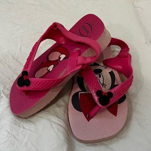 Minnie mouse Havaianas Flip Flops Size 4C